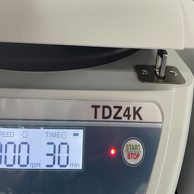 Cence TDZ4K Centrifugadora 4000rpm 2200xg 12x20ml Capacidade