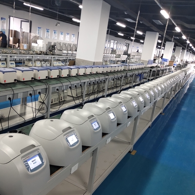 Centrífuga de baixa velocidade Cence TD4 4000 RPM, capacidade para 8x15ml