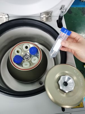 Centrífuga de alta velocidade de bancada H1750R com velocidade máxima de 18500 rpm, RCF máximo de 29302xg e rotor oscilante de 4x100ml